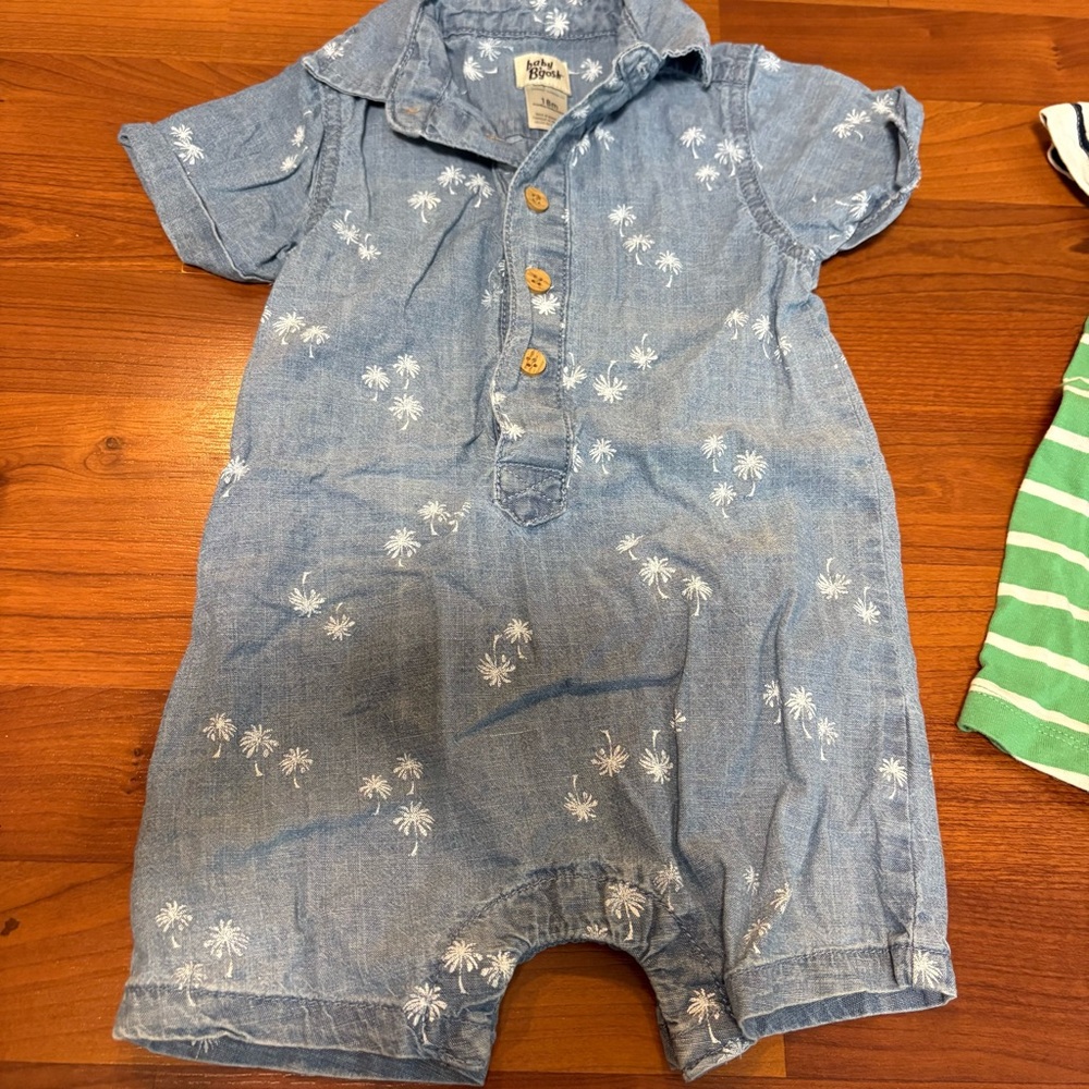 Lot of 18 month rompers - Picture 2 of 16